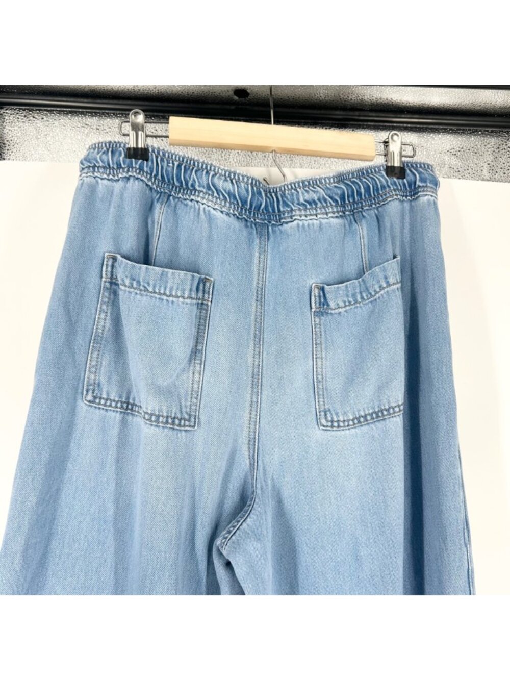 Loft Palazzo Light Wash Chambray Pants with Drawstring - Picture 5 of 8